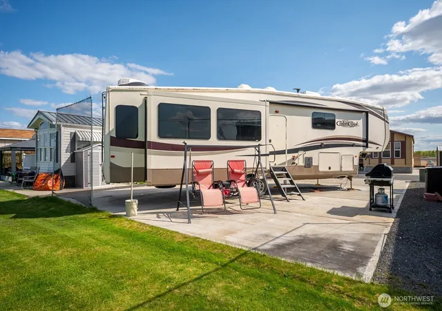 Photo 4 of Land for sale at 17693 Road 5 NW #21, Quincy, WA 98848 | MLS# NWM2365326 | Listing updated on 2026-09-17