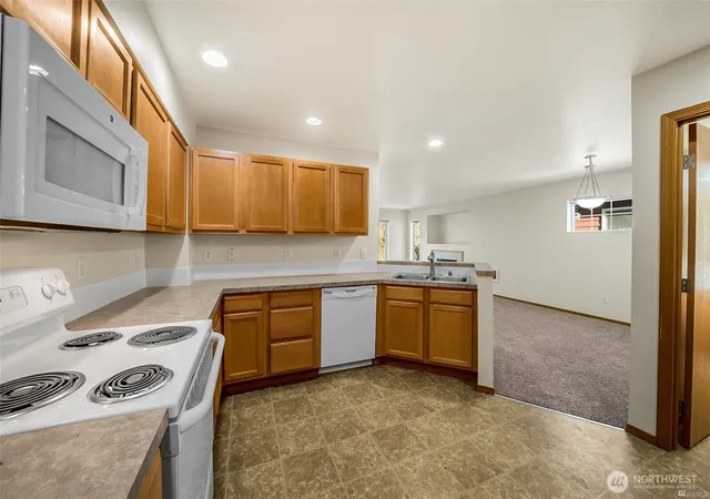 Photo 3 of Condo for sale at 14806 36th Avenue Ct E #6, Tacoma, WA 98446 | MLS# NWM2369038 | Listing updated on 2026-09-17
