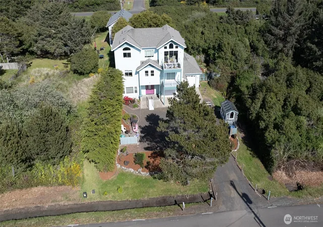 Photo 2 of Single family home for sale at 272 Sand Dune Ave Nw, Ocean Shores, WA 98569 | MLS# NWM2369108 | Listing updated on 2026-09-17