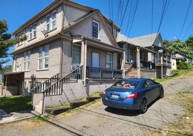 Photo 1 of Single family home for sale at 1637 Center St, Tacoma, WA 98409 | MLS# NWM2370493 | Listing updated on 2026-09-30