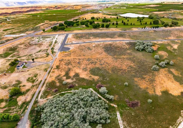 Photo 1 of Land for sale at 0 Parcel 1 Rd B9 Sw, Royal City, WA 99357 | MLS# NWM2371609 | Listing updated on 2026-09-17