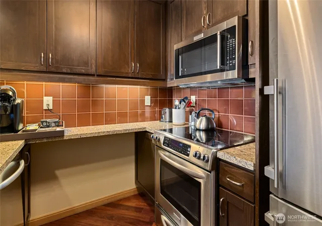 Photo 4 of Condo for sale at 3600 Suncadia Trl #2059, Cle Elum, WA 98922 | MLS# NWM2372707 | Listing updated on 2026-09-17