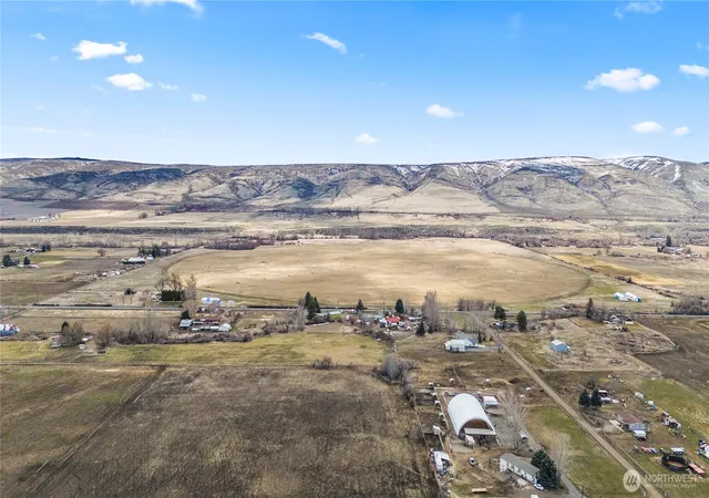 Photo 3 of House for sale at 14530 Rutherford Rd, Yakima, WA 98903 | MLS# NWM2377991 | Listing updated on 2026-09-17