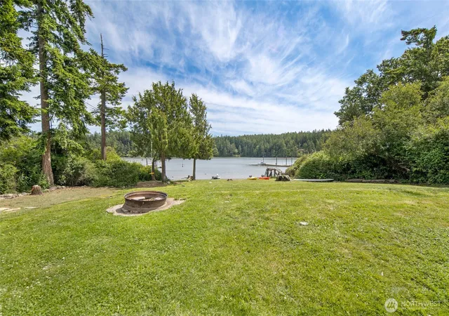Photo 3 of Single family home for sale at 375 De Haro Ln W, Friday Harbor, WA 98250 | MLS# NWM2378385 | Listing updated on 2026-09-17