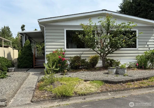 Photo 2 of Manufactured home for sale at 1415 84th Street Se #196, Everett, WA 98208 | MLS# NWM2381799 | Listing updated on 2026-10-01