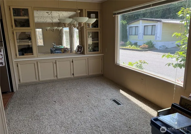 Photo 4 of Manufactured home for sale at 1415 84th Street SE #196, Everett, WA 98208 | MLS# NWM2381799 | Listing updated on 2026-10-01