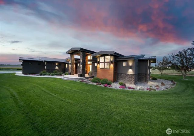 Photo 3 of Single family home for sale at 126 Red Hawk Rd, Walla Walla, WA 99362 | MLS# NWM2381877 | Listing updated on 2026-09-17