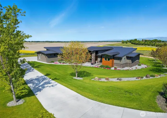 Photo 4 of Single family home for sale at 126 Red Hawk Rd, Walla Walla, WA 99362 | MLS# NWM2381877 | Listing updated on 2026-09-17