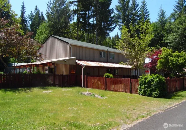 Photo 1 of Single family home for sale at 117 Greenwood Ave, Randle, WA 98377 | MLS# NWM2382952 | Listing updated on 2026-09-17