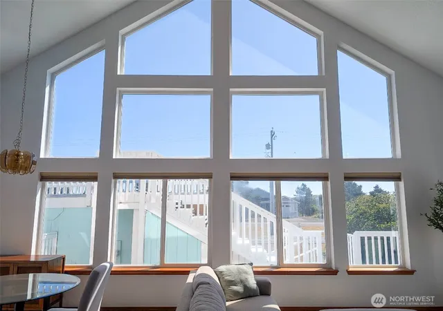 Photo 3 of Single family home for sale at 1249 E Ocean Shrs Blvd Sw, Ocean Shores, WA 98569 | MLS# NWM2382959 | Listing updated on 2026-09-17