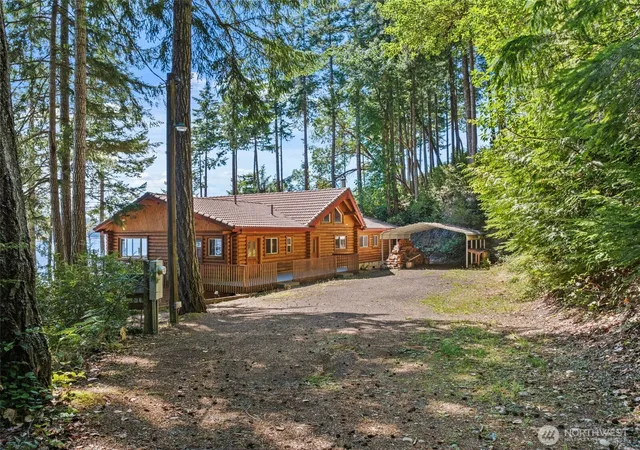 Photo 4 of Single family home for sale at 1236 E Is View Rd, Grapeview, WA 98546 | MLS# NWM2382994 | Listing updated on 2026-09-17