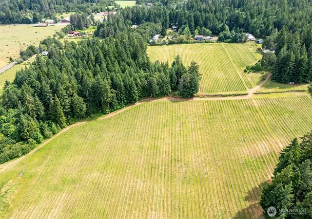 Photo 4 of Single family home for sale at 391 Newell Rd, Underwood, WA 98651 | MLS# NWM2385532 | Listing updated on 2026-09-17