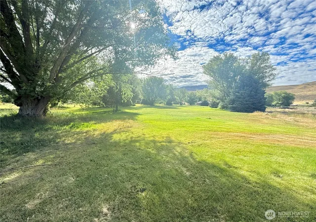Photo 4 of Single family home for sale at 1888 Old Hwy 97, Okanogan, WA 98840 | MLS# NWM2386126 | Listing updated on 2026-09-17