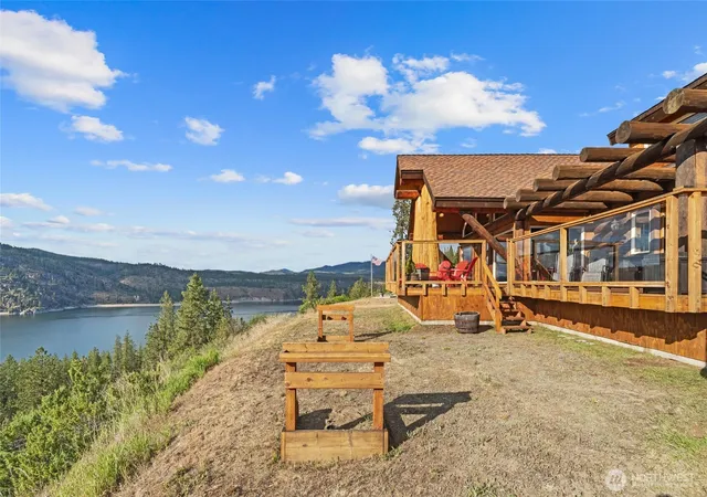 Photo 2 of Single family home for sale at 33905 Winterwood Ln Ne, Davenport, WA 99122 | MLS# NWM2386760 | Listing updated on 2026-09-17