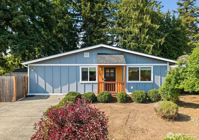 Photo 1 of Contingent at 11720 Se 272nd Place, Kent, WA 98030 | MLS# NWM2387516 | Listing updated on 2026-09-17