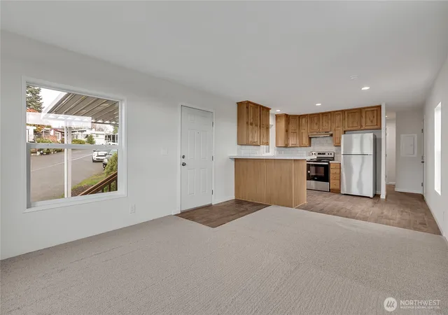 Photo 4 of Manufactured home for sale at 3431 S 181st Place #144, Sea Tac, WA 98188 | MLS# NWM2387610 | Listing updated on 2026-09-24