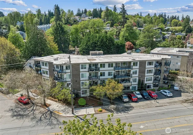 Condo for sale at 4051 Gilman Ave W, Seattle, WA 98199 | MLS# NWM2390679