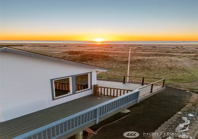 Photo 1 of Single family home for sale at 708 Sea Vista Ln, Grayland, WA 98547 | MLS# NWM2393308 | Listing updated on 2026-09-17