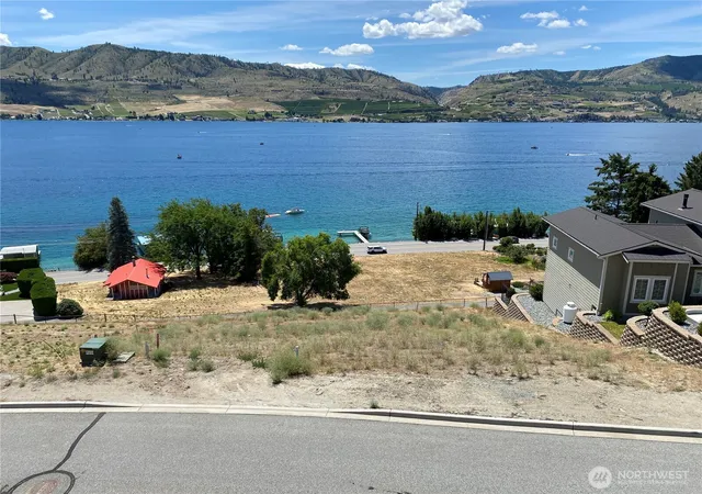 Photo 1 of Land for sale at 122 Mayer Dr, Chelan, WA 98816 | MLS# NWM2397714 | Listing updated on 2026-09-17