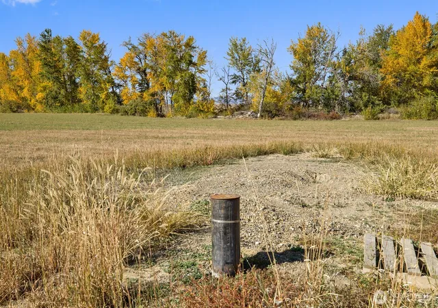 Photo 4 of Land for sale at 0 Lot 2 Tallgrass Ct, Ellensburg, WA 98926 | MLS# NWM2398975 | Listing updated on 2026-09-17