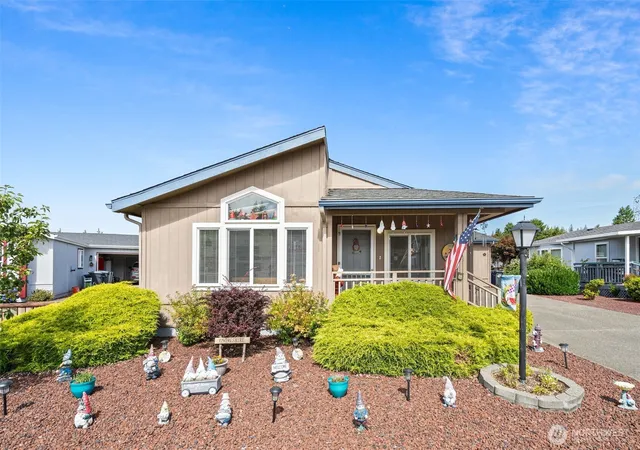Photo 1 of Manufactured home for sale at 4 Christmas Tree Ln, Shelton, WA 98584 | MLS# NWM2405329 | Listing updated on 2026-09-17