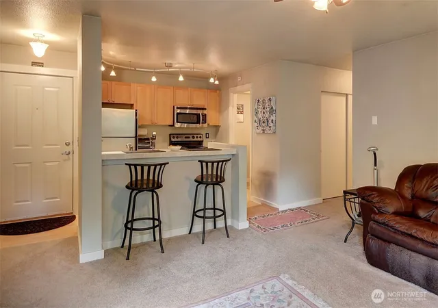 Photo 2 of Condo for sale at 9805 Avondale Rd Ne #T254, Redmond, WA 98052 | MLS# NWM2405460 | Listing updated on 2026-09-30