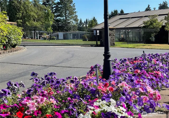 Photo 3 of Manufactured home for sale at 2101 S 324th Street #21, Federal Way, WA 98003 | MLS# NWM2407588 | Listing updated on 2026-09-17