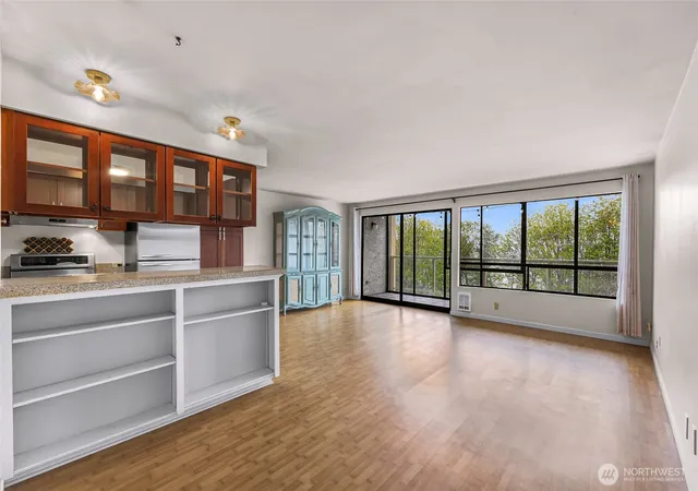 Photo 3 of Condo for sale at 414 Boulevard #105, Bellingham, WA 98225 | MLS# NWM2407833 | Listing updated on 2026-09-25