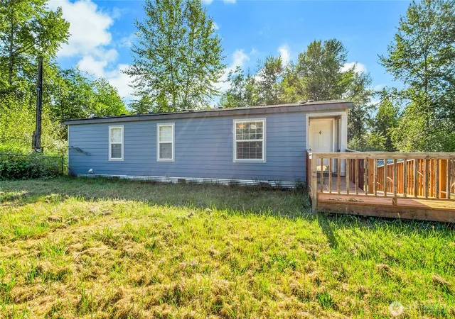 Photo 4 of Manufactured home for sale at 12422 26th Avenue E, Tacoma, WA 98445 | MLS# NWM2408918 | Listing updated on 2026-10-01