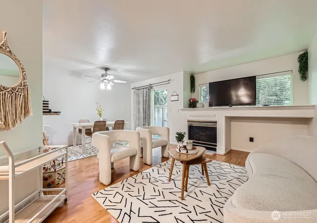 Photo 2 of Townhouse for sale at 1131 115th Street Sw #J3, Everett, WA 98204 | MLS# NWM2408925 | Listing updated on 2026-09-17