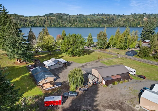 Photo 1 of Single family home for sale at 173 Beach Rd, Mossyrock, WA 98564 | MLS# NWM2409363 | Listing updated on 2026-09-17