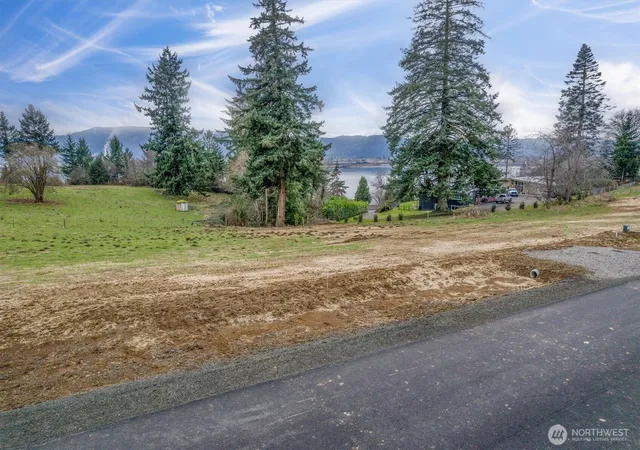 Photo 2 of Land for sale at 33 Sunnyfield Dr #Lot30, Cathlamet, WA 98612 | MLS# NWM2409604 | Listing updated on 2026-09-17
