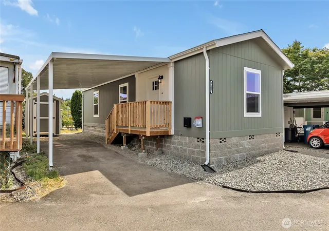 Photo 2 of Manufactured home for sale at 3237 S 182nd Place #221, Sea Tac, WA 98188 | MLS# NWM2409649 | Listing updated on 2026-09-24