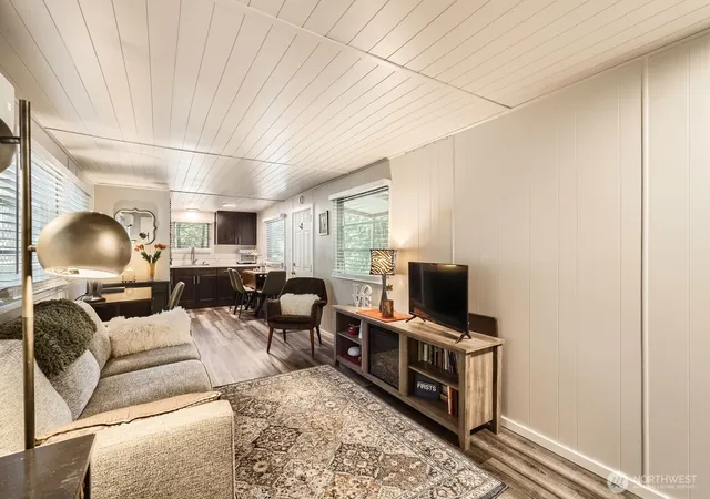 Photo 2 of Sale Pending at 23800 Se Tiger Mountain Rd #39, Issaquah, WA 98027 | MLS# NWM2409672 | Listing updated on 2026-10-01