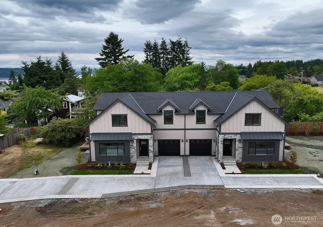 Photo 3 of Townhouse for sale at 683 3rd Street #1(A), Langley, WA 98260 | MLS# NWM2409824 | Listing updated on 2026-09-22