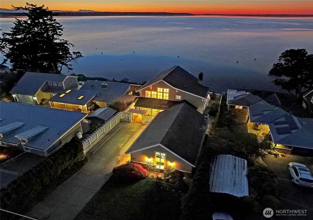 Photo 3 of Single family home for sale at 211 N Sunset, Camano Island, WA 98282 | MLS# NWM2410632 | Listing updated on 2026-09-17