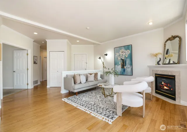 Photo 3 of Condo for sale at 18606 NE 57th Street, Redmond, WA 98052 | MLS# NWM2412473 | Listing updated on 2026-09-17