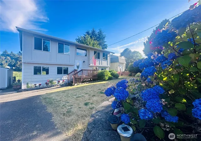 Photo 2 of Single family home for sale at 10223 Sitkum Dr Se, Olympia, WA 98513 | MLS# NWM2413515 | Listing updated on 2026-10-01