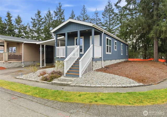 Photo 2 of Manufactured home for sale at 1111 Archwood Dr Sw #345, Olympia, WA 98502 | MLS# NWM2413616 | Listing updated on 2026-09-24