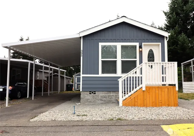 Photo 2 of Manufactured home for sale at 1111 Archwood Dr Sw #395, Olympia, WA 98502 | MLS# NWM2413619 | Listing updated on 2026-09-24