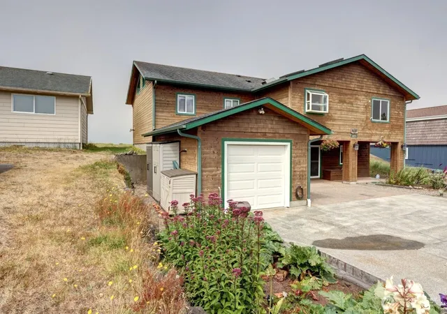 Photo 3 of Single family home for sale at 30715 G St, Ocean Park, WA 98640 | MLS# NWM2414631 | Listing updated on 2026-09-17