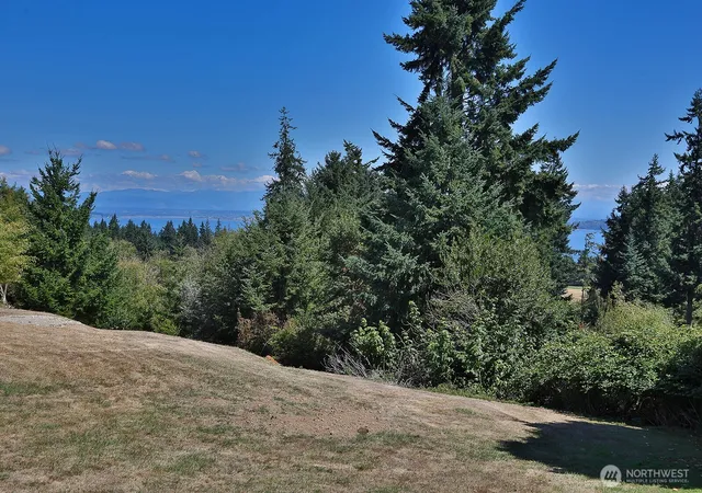 Photo 3 of Land for sale at 0 Xxx Hilltop Dr, Clinton, WA 98236 | MLS# NWM2418921 | Listing updated on 2026-09-17
