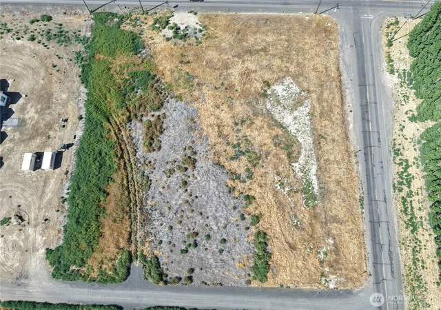 Photo 1 of Land for sale at 2004 W Joanna Ln, Othello, WA 99344 | MLS# NWM2419674 | Listing updated on 2026-09-17
