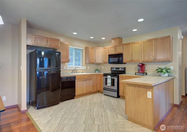 Photo 3 of Single family home for sale at 232 Fisher Ave NE, Ocean Shores, WA 98569 | MLS# NWM2419823 | Listing updated on 2026-10-02