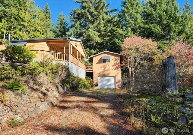 Photo 2 of Single family home for sale at 222 Towhee Ln, Brinnon, WA 98320 | MLS# NWM2419942 | Listing updated on 2026-09-17