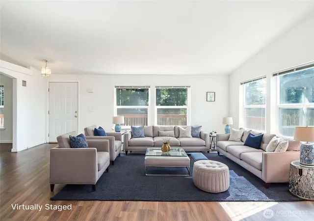 Photo 3 of Contingent at 1712 Mount Pleasant Rd, Kelso, WA 98626 | MLS# NWM2421352 | Listing updated on 2026-09-17