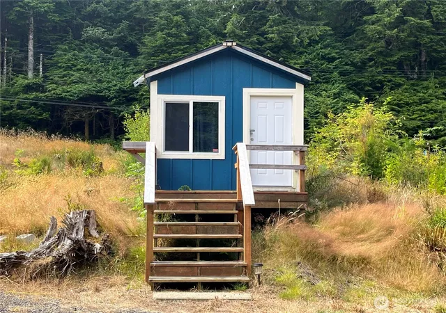Photo 2 of Land for sale at 282 Copalis Beach Rd, Copalis Beach, WA 98535 | MLS# NWM2421451 | Listing updated on 2026-09-17