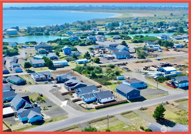 Photo 3 of Single family home for sale at 992 Alida Ct Se, Ocean Shores, WA 98569 | MLS# NWM2421870 | Listing updated on 2026-09-18