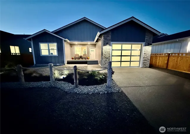 Photo 4 of Single family home for sale at 992 Alida Ct SE, Ocean Shores, WA 98569 | MLS# NWM2421870 | Listing updated on 2026-09-18