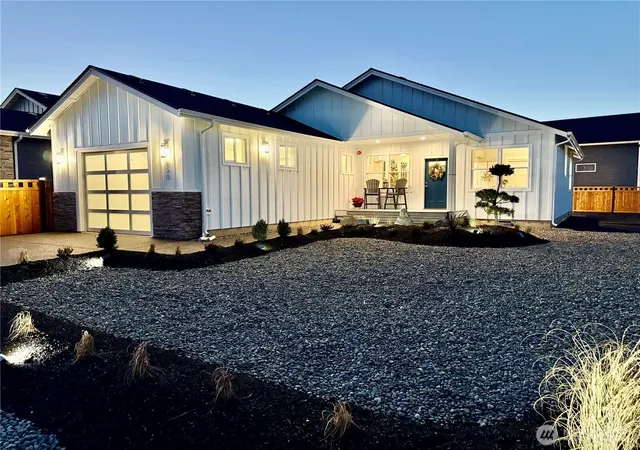 Photo 1 of Single family home for sale at 990 Alida Ct Se, Ocean Shores, WA 98569 | MLS# NWM2421872 | Listing updated on 2026-09-18